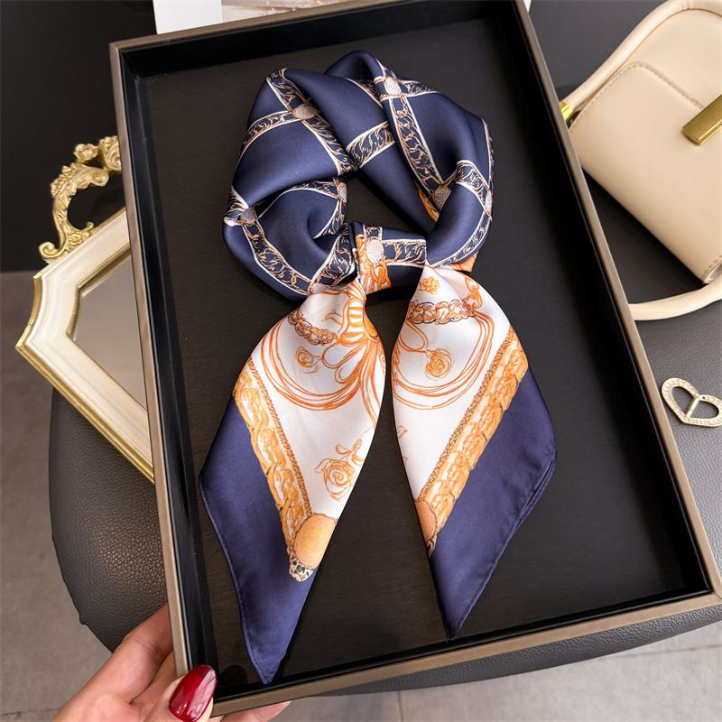 Scarf Silk Square - ブルークラシックチェーンプリントスクエアシルクスカーフ女性カジュアルエレガント薄型ハンカチ 70 センチメートルネック女性防風ヘッドラップヘアスカーフ