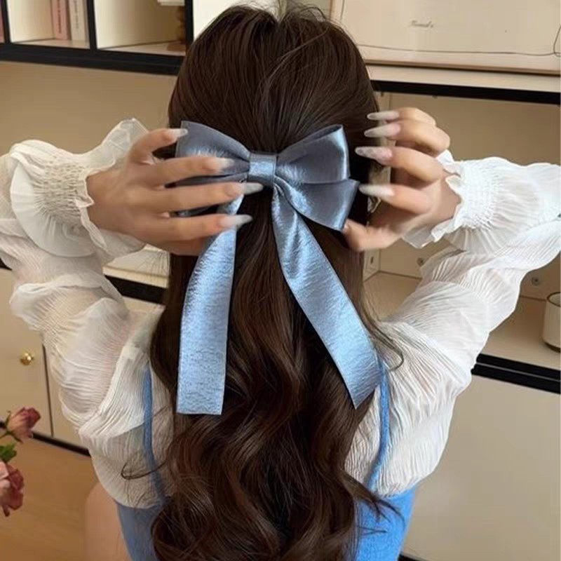 韓国風シルバーサテンリボンヘアクリップ（女性用）、エレガント - Tie Clip Silver のレビューと価格